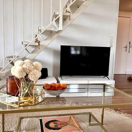 Bali Home Stylische Wohnung Mit Terrasse Schönefeld Exterior foto