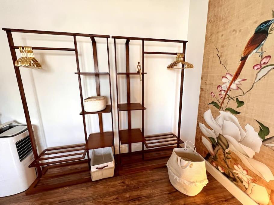 Bali Home Stylische Wohnung Mit Terrasse Schönefeld Exterior foto